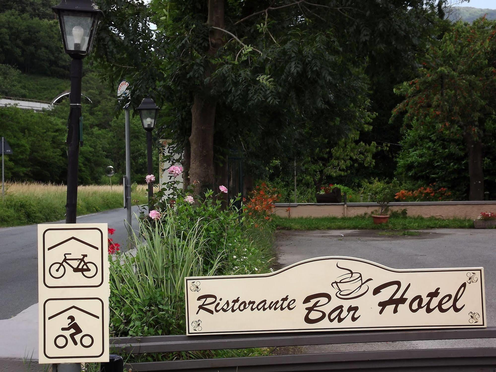 Albergo Ristorante Turchino Campo Ligure Екстер'єр фото
